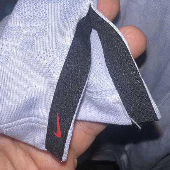 Nike Golf Tiger Woods TW Digital Camo ADV Polo CU9528 580 Violet Frost Purple XL - Picture 8 of 10